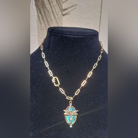 Abalone Dragonfly Necklace - Picture 4 of 4